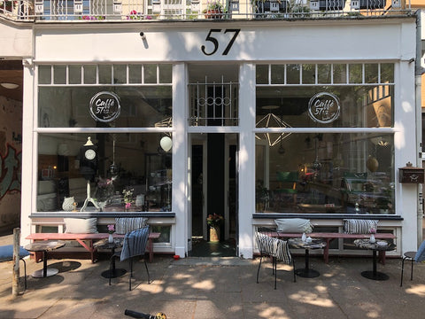 Café 57 Hamburg – Mangala Sticky Chai im Hamburger Café 57 frisch zubereitet genießen